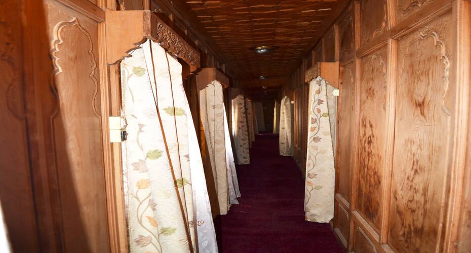 House Boat Golden Privilege, Srinagar 4
